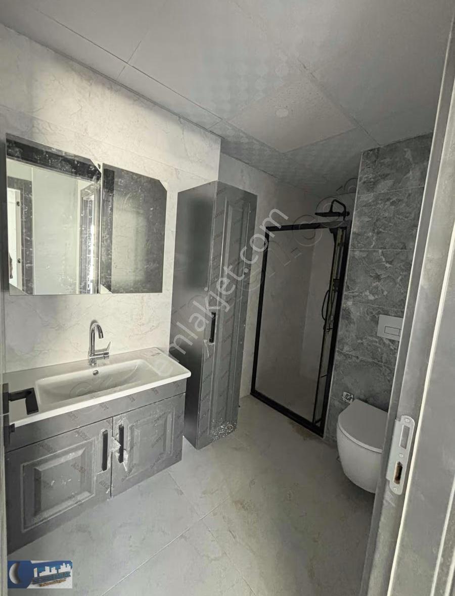 Sezer Emlaktan Tepecik Sıfır Konseptli Kiralık Daire - Görsel 13