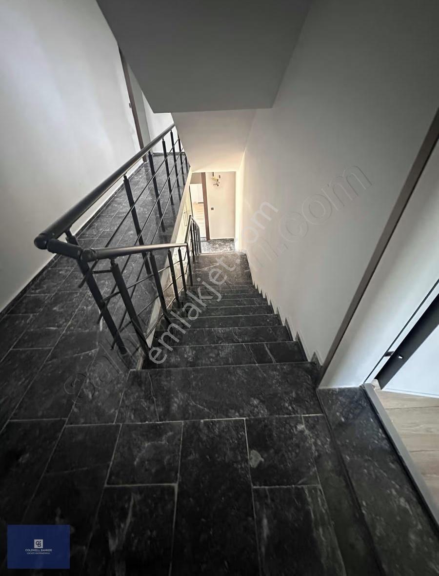 Urla Atatürk Mahallesi Kiralık 1+1 Daireler - Görsel 4