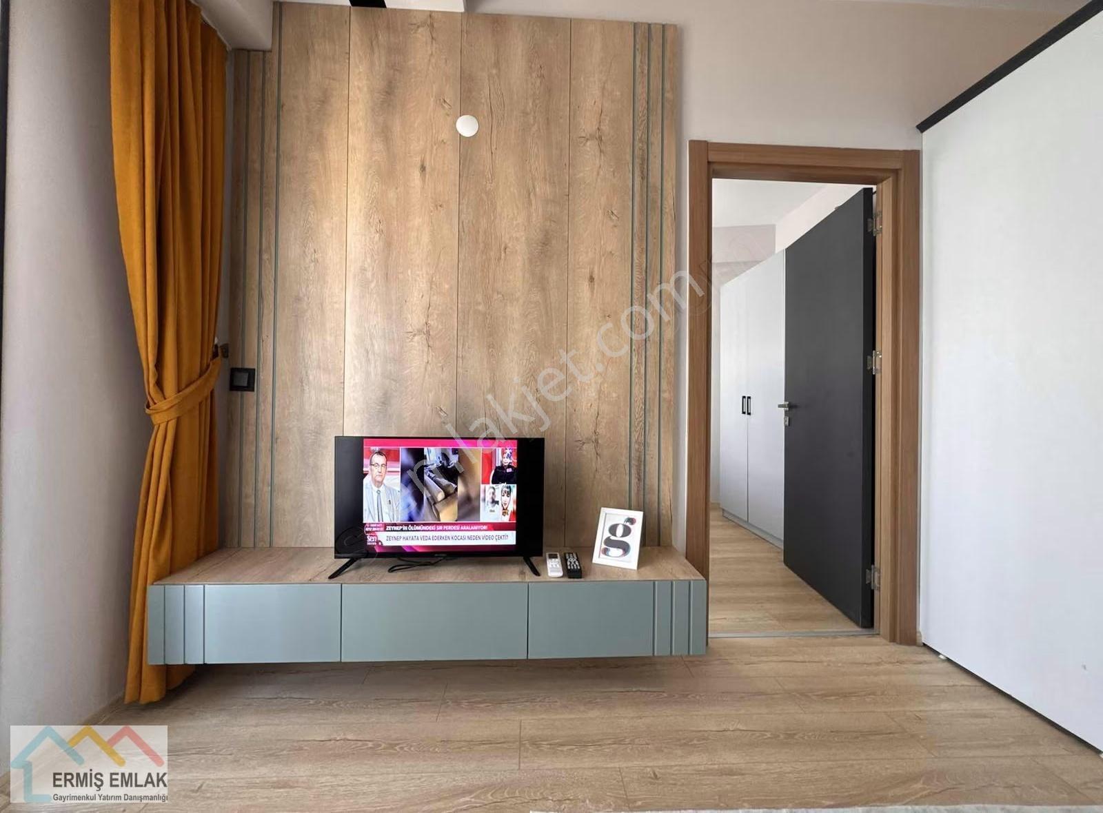 Buca'nın En Prestijli Binası Eşyalı Kiralık 1+1 Daire - Görsel 12