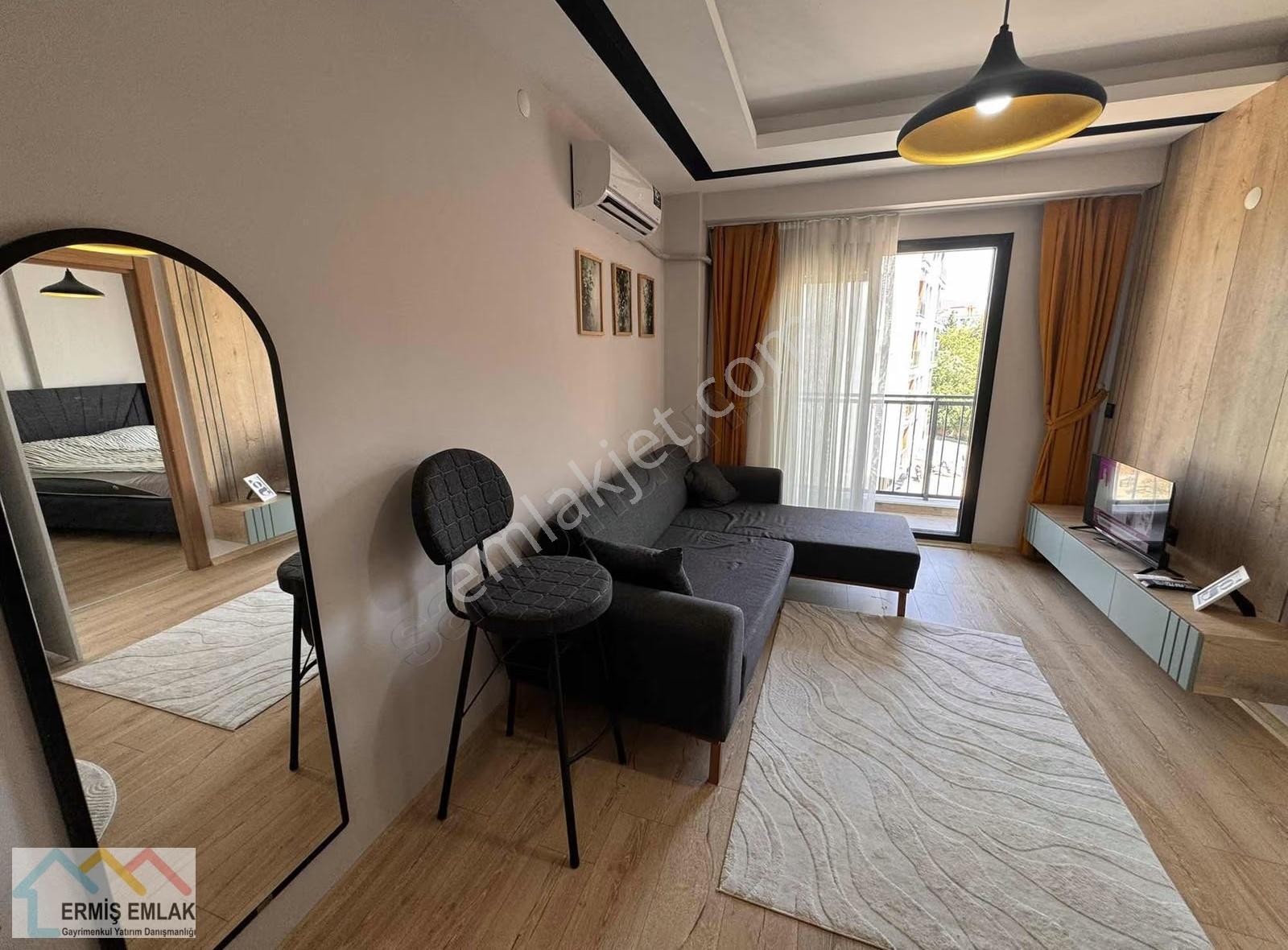 Buca'nın En Prestijli Binası Eşyalı Kiralık 1+1 Daire - Görsel 9