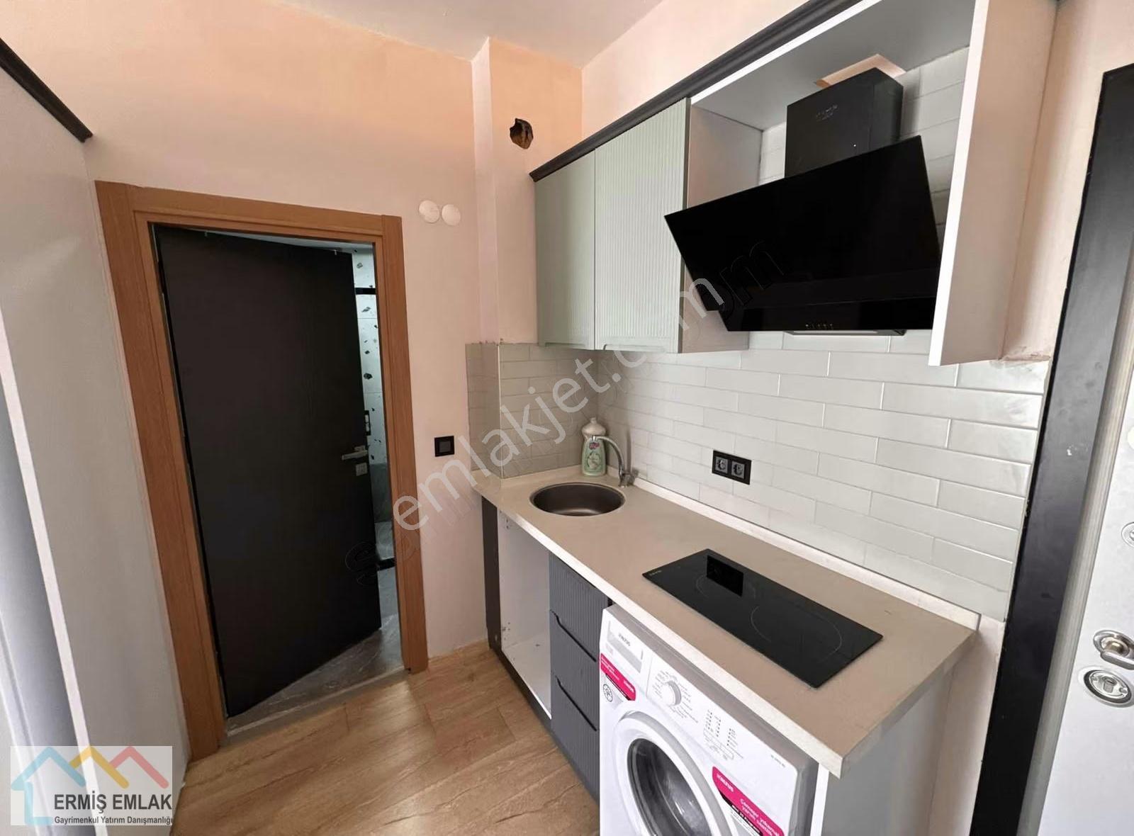 Buca'nın En Prestijli Binası Eşyalı Kiralık 1+1 Daire - Görsel 19
