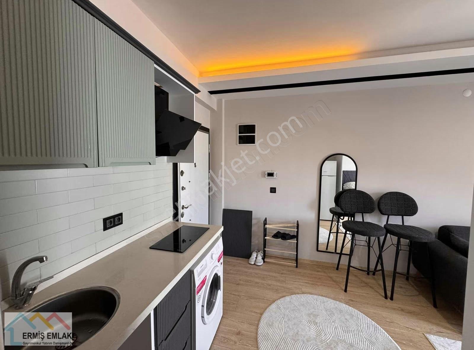 Buca'nın En Prestijli Binası Eşyalı Kiralık 1+1 Daire - Görsel 18