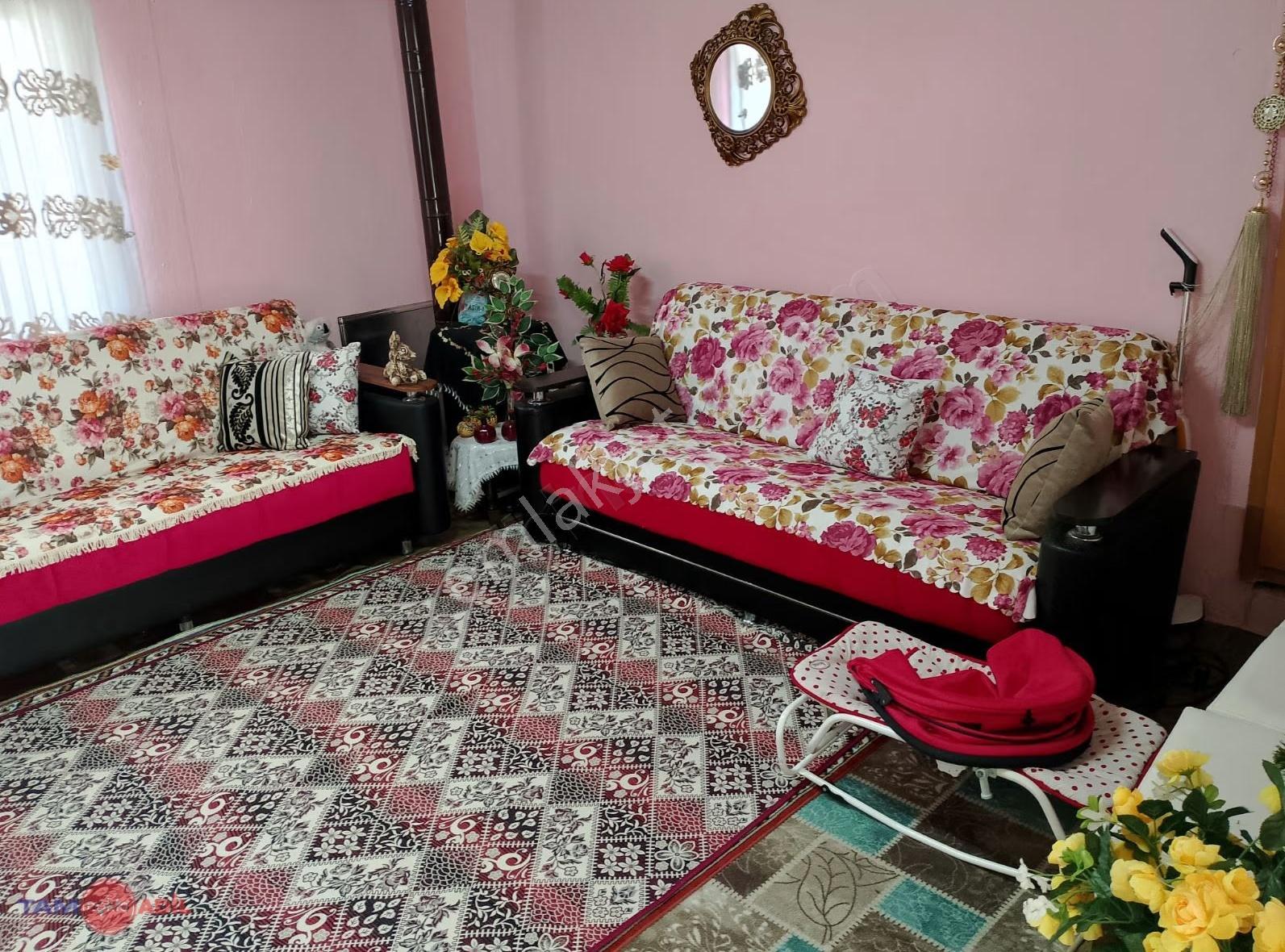 Bergama Atmaca Mahallesinde Aslanlı Cami Yanında Satılık Ev - Görsel 11