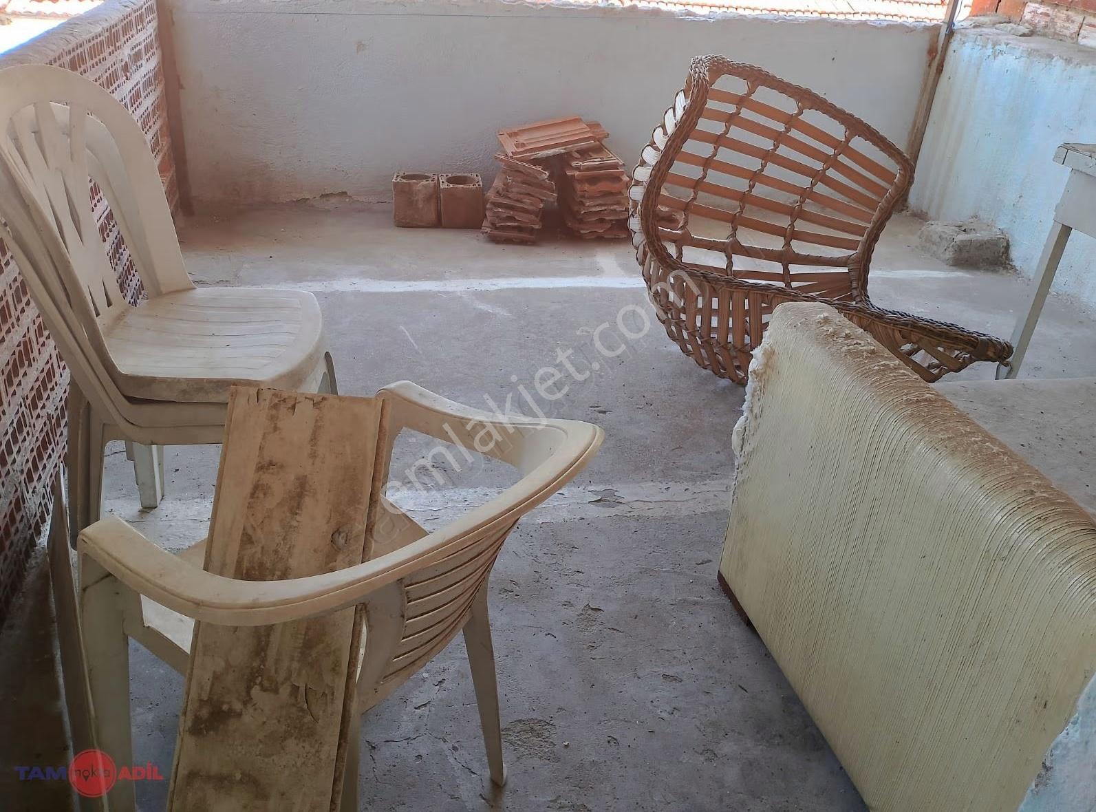 Bergama Selçuk Mahallesinde Satılık Müstakil Ev - Görsel 10