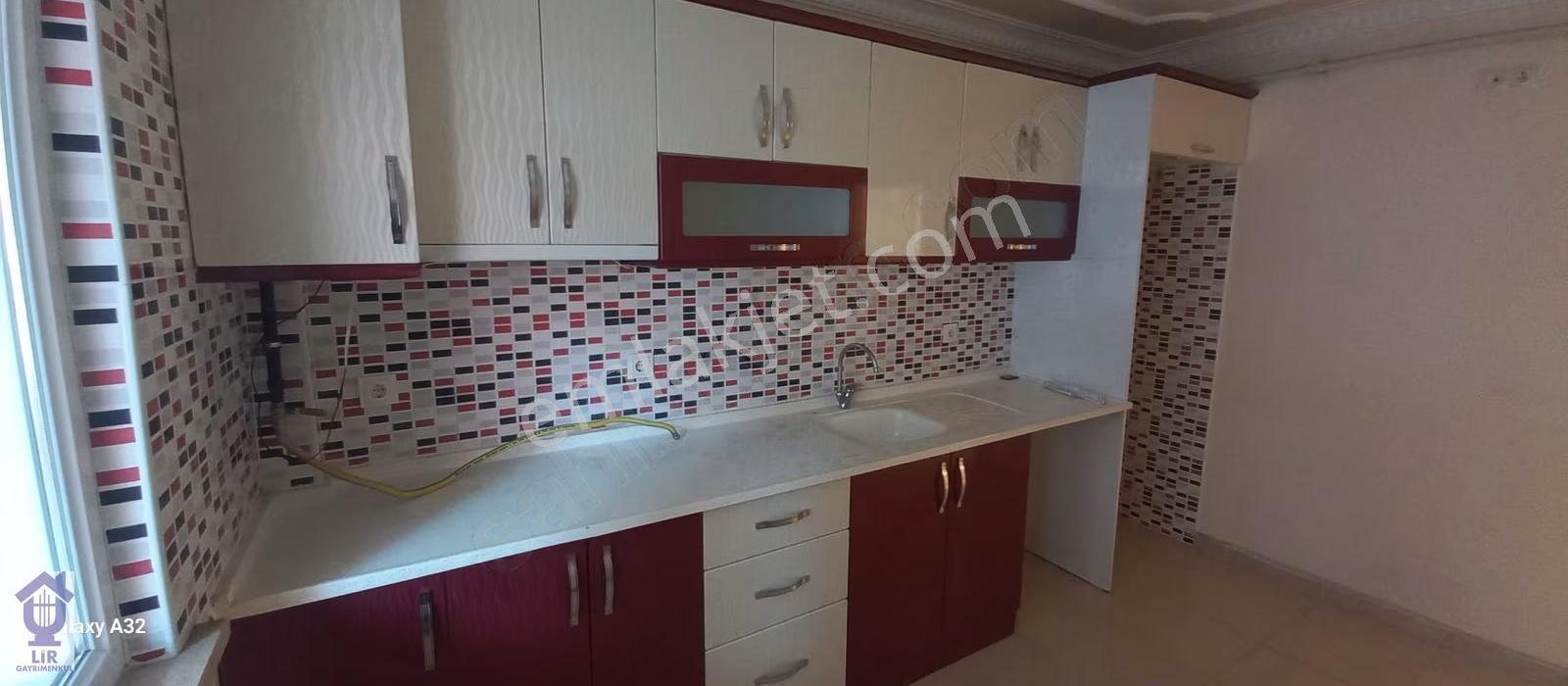 Kiralık Omurtak Caddesi Divan Otel Civarı Ara Kat 2+1 Daire - Görsel 18