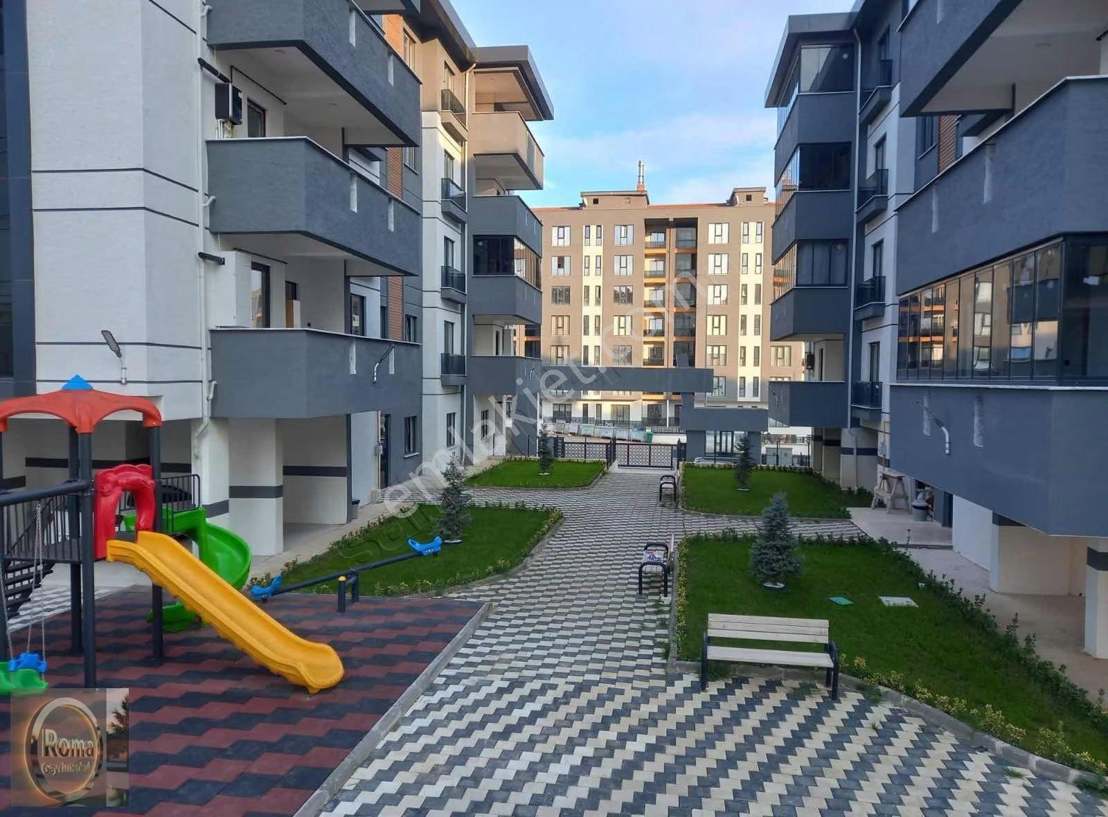 Roma' Dan Welt Balat Sitesinde Satılık Daire - Görsel 2