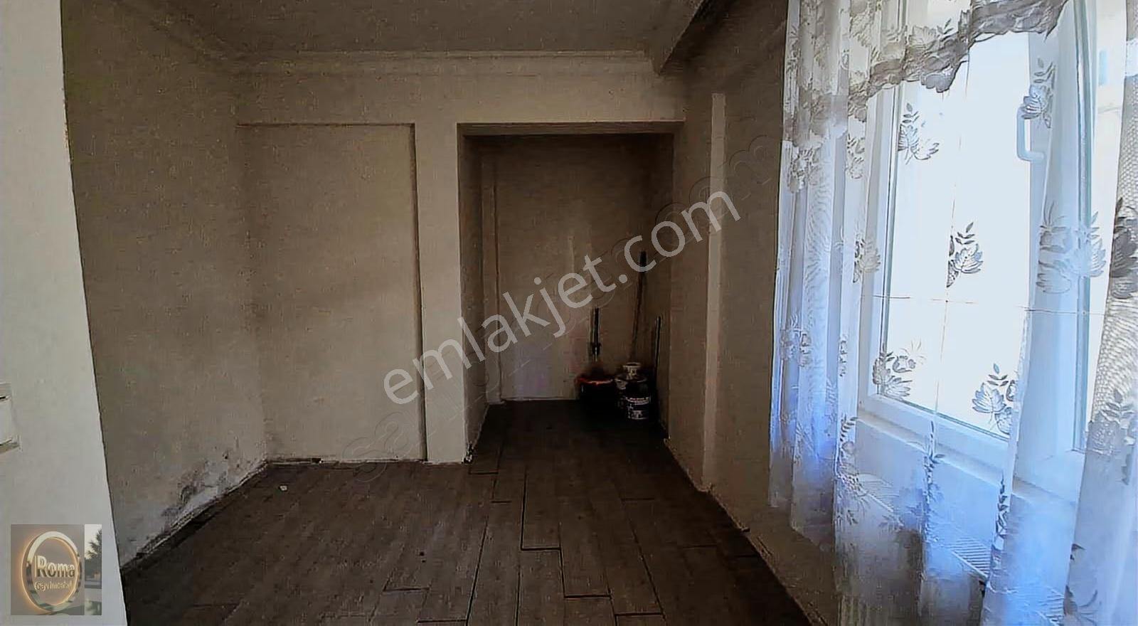 Roma' Dan Esentepe Mahallesi' Nde Site İçi Satılık Daire - Görsel 8