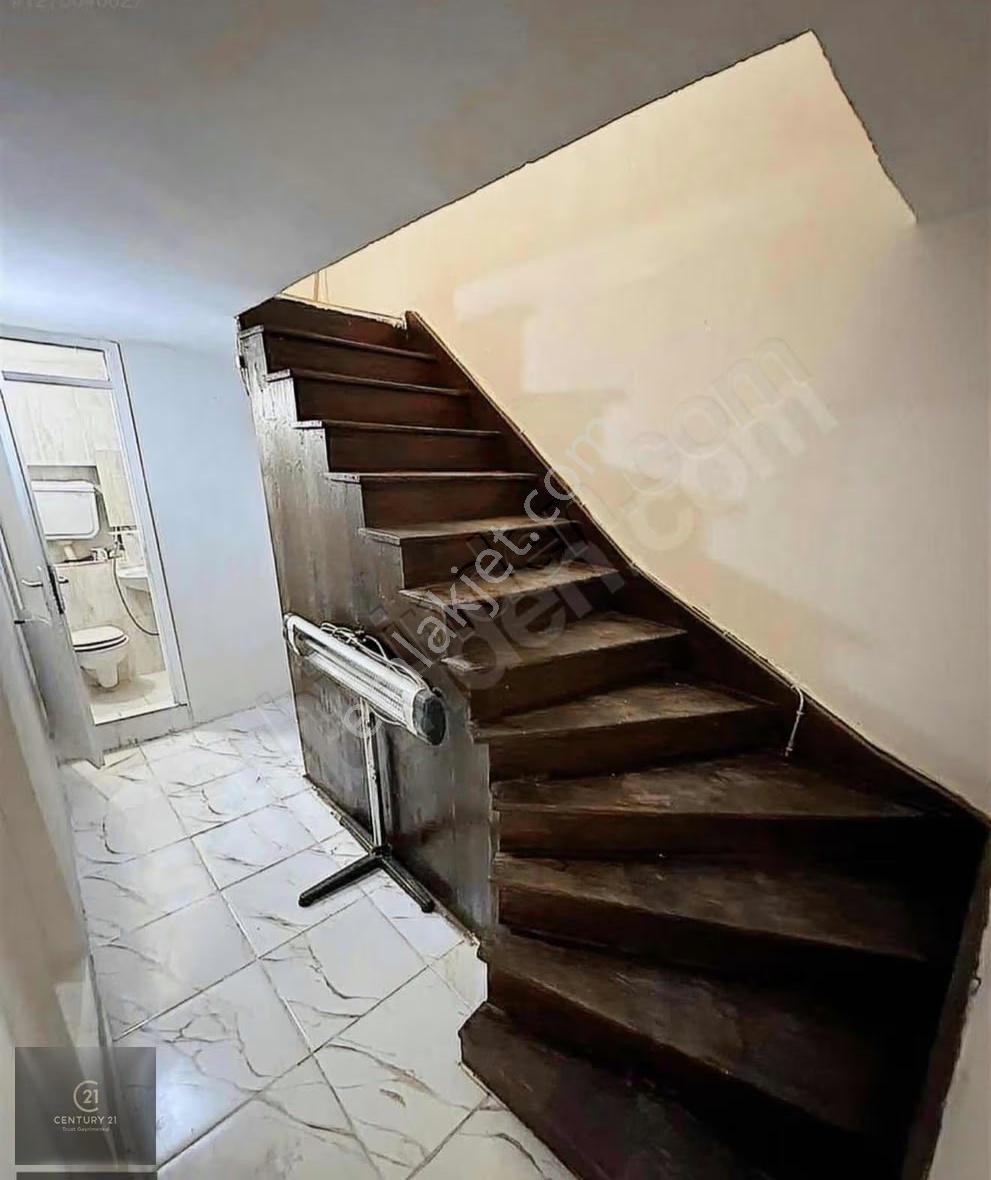 Paşabayır Merkezde Eşyalı Ve Teraslı 5+1 Kiralık Komple Bina - Görsel 2