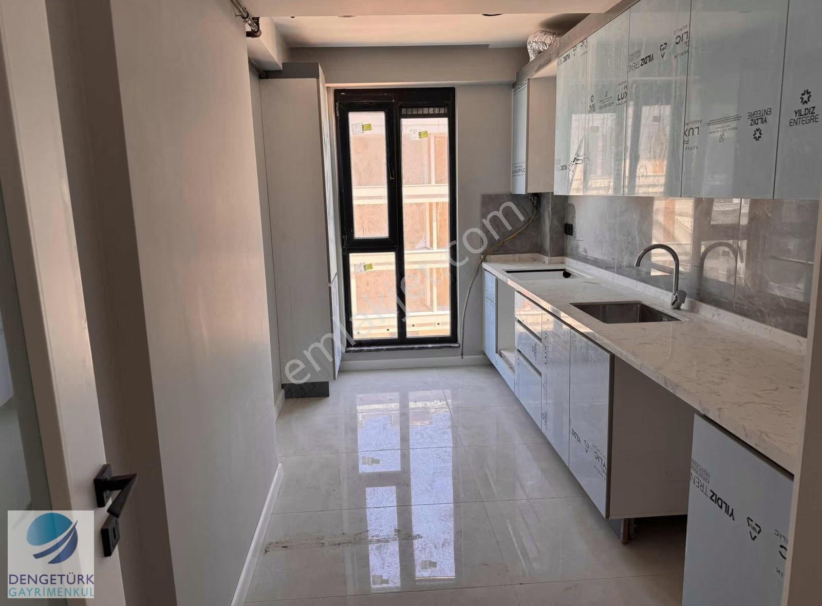 Çengelköy Bahçelievler 2+1 Çok Ferah Kiralık Daire - Görsel 15