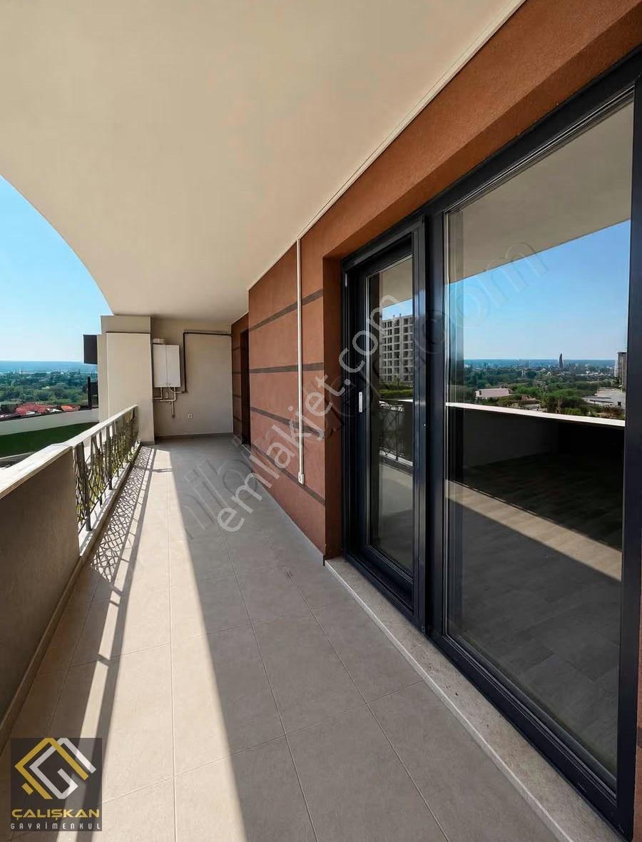 Site/açık Havuz/kapıcılı/kilerli/çift Asansör Çift Banyo