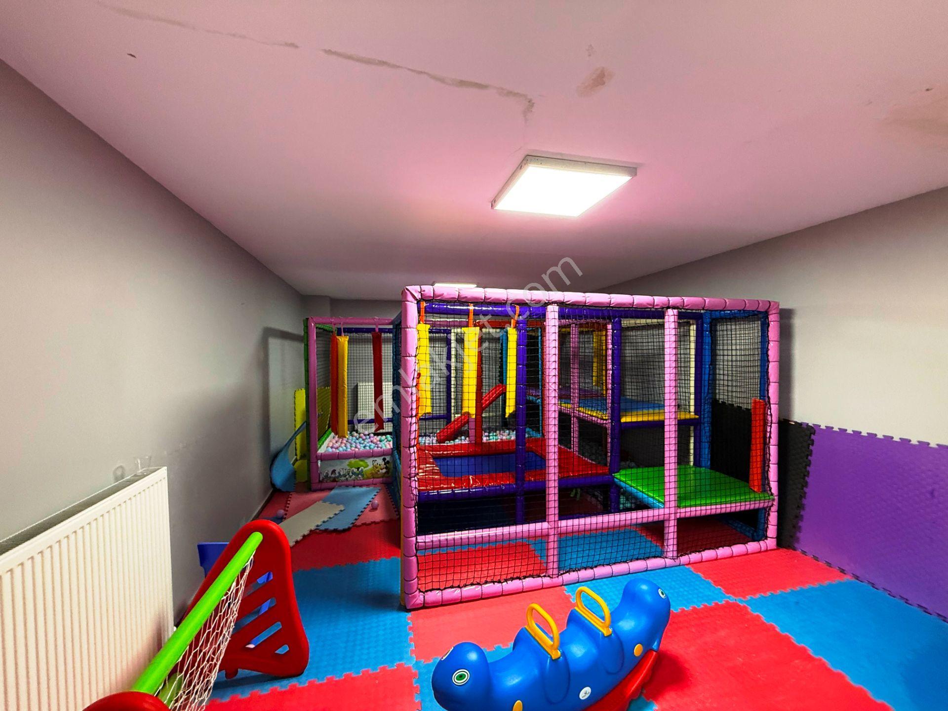 Çekmeköy Karaman Doğa Evlerinde 90m2 Kapalı Mutfaklı Kiralık 1+1 - Görsel 28