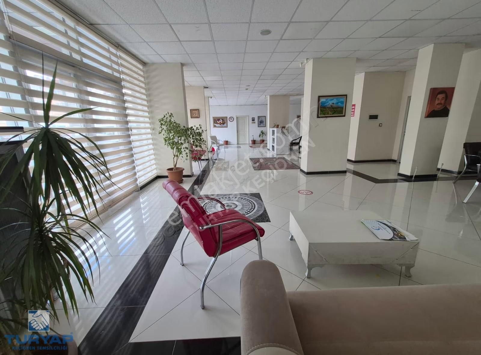 Cadde Üzeri 350 M2 Yüksek Kira Garantisi İle Satılık Dükkan - Görsel 28