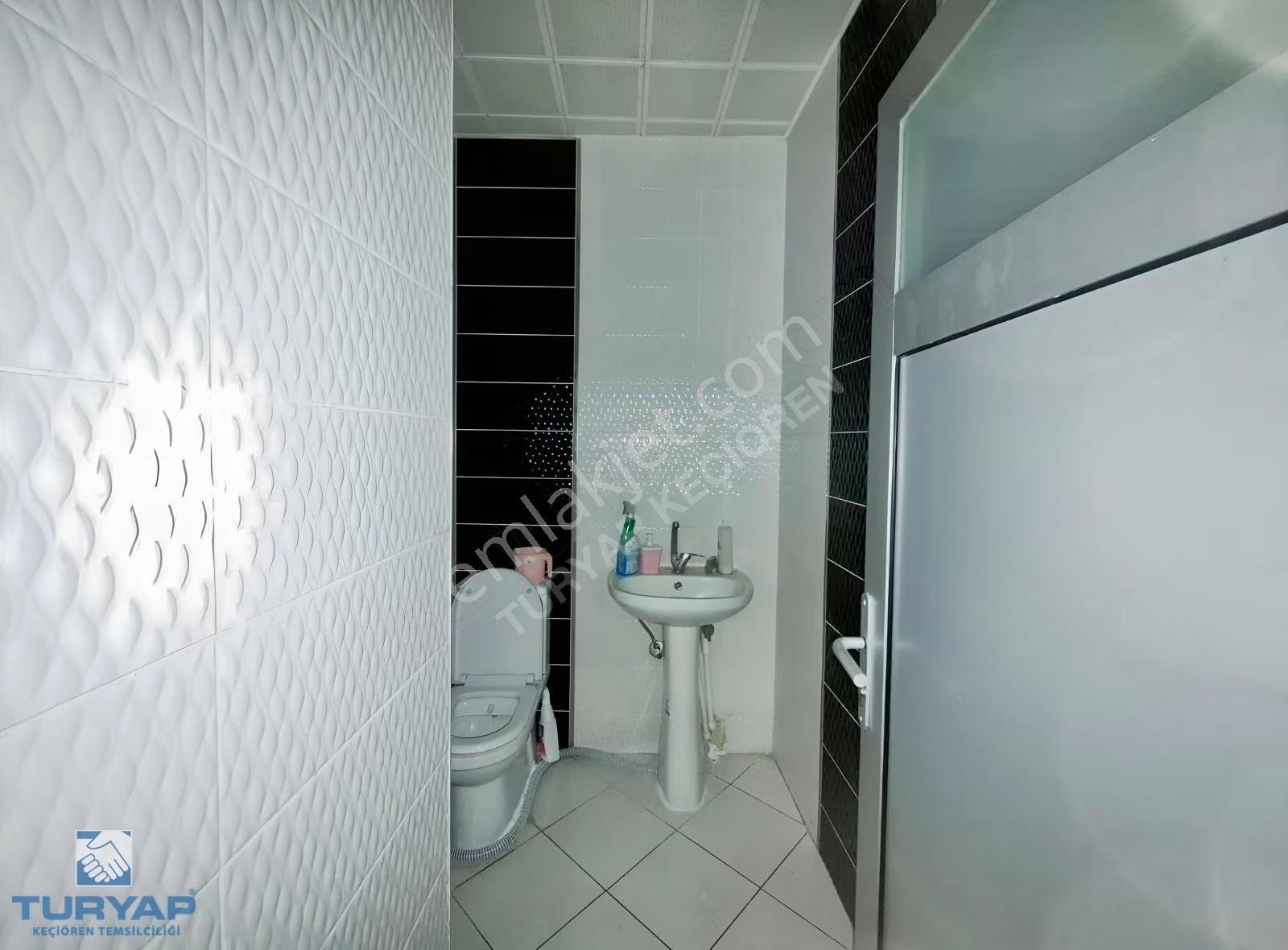 Cadde Üzeri 350 M2 Yüksek Kira Garantisi İle Satılık Dükkan - Görsel 19