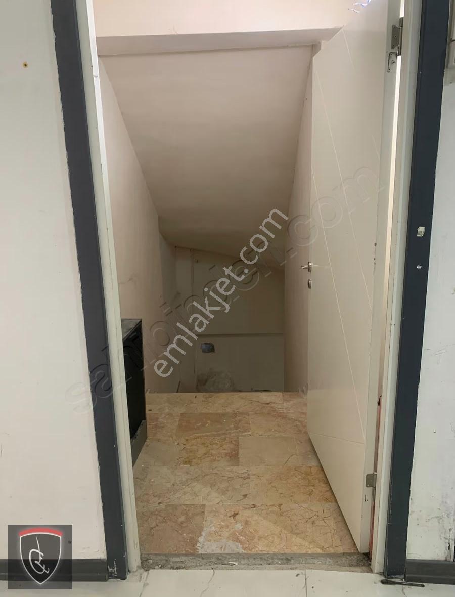 Reşadiye Esnaf Sokağında 187m2 Kiralık Dükkan - Görsel 9