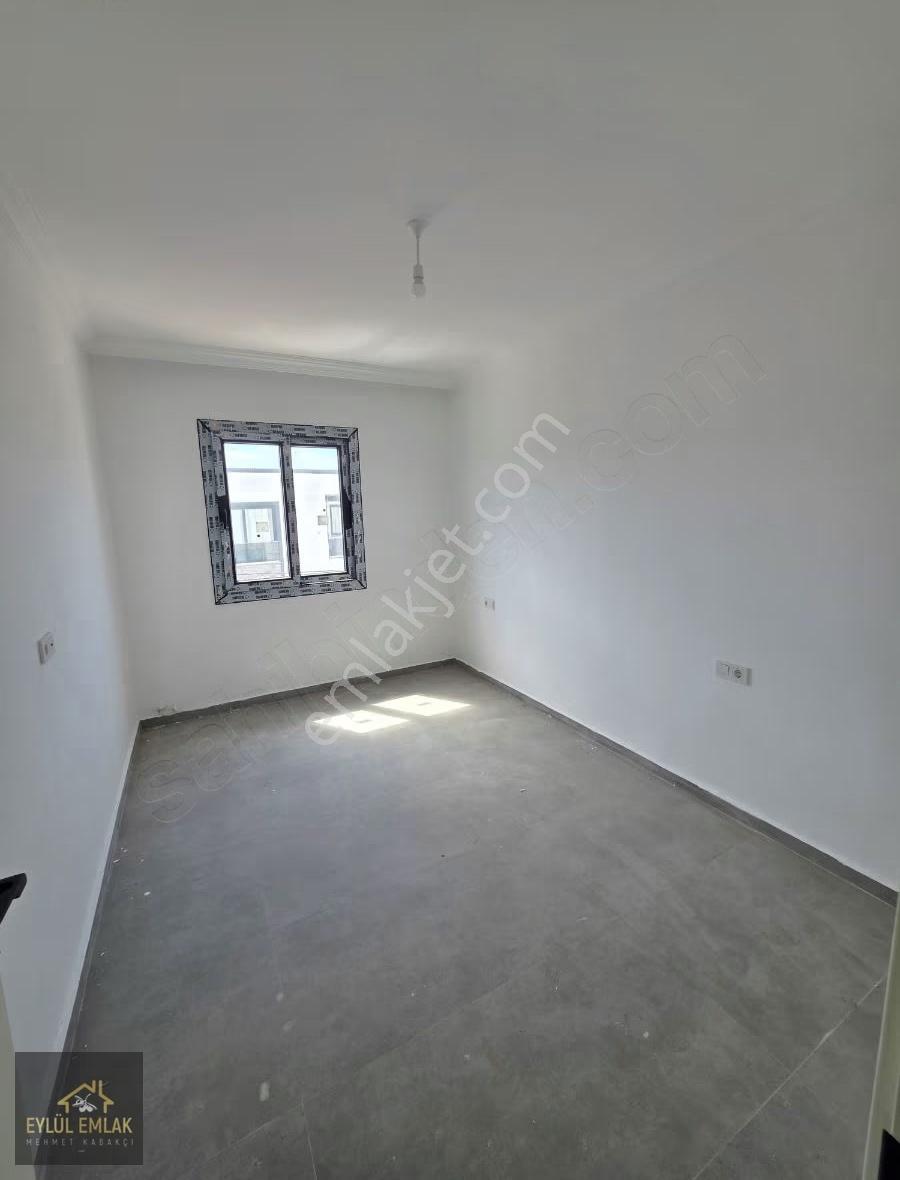 Mumcularda Ana Cadde Üzeri Kiralık Ofis Büro İş Yerleri - Görsel 5