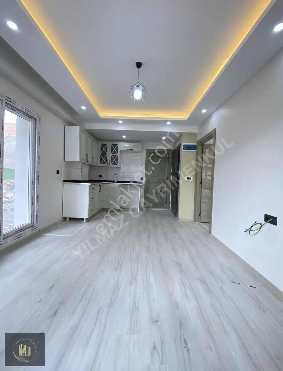 Yılmazdan İncirlik Yeni Mahde E5yakın Satılık 1+1 Giriş Katdaire