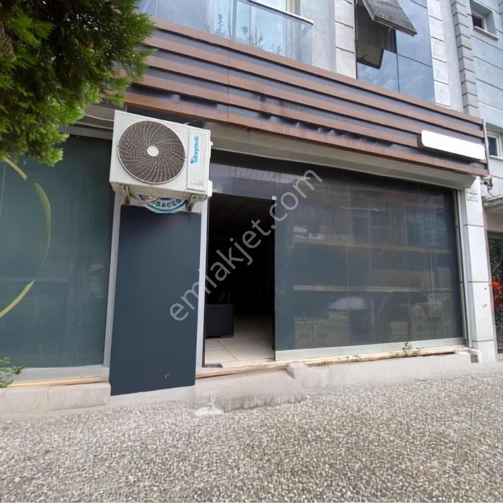 Remax Pin'den Batı Gazi Kemere Yakın 150 M2 Giriş Kat Dükkan