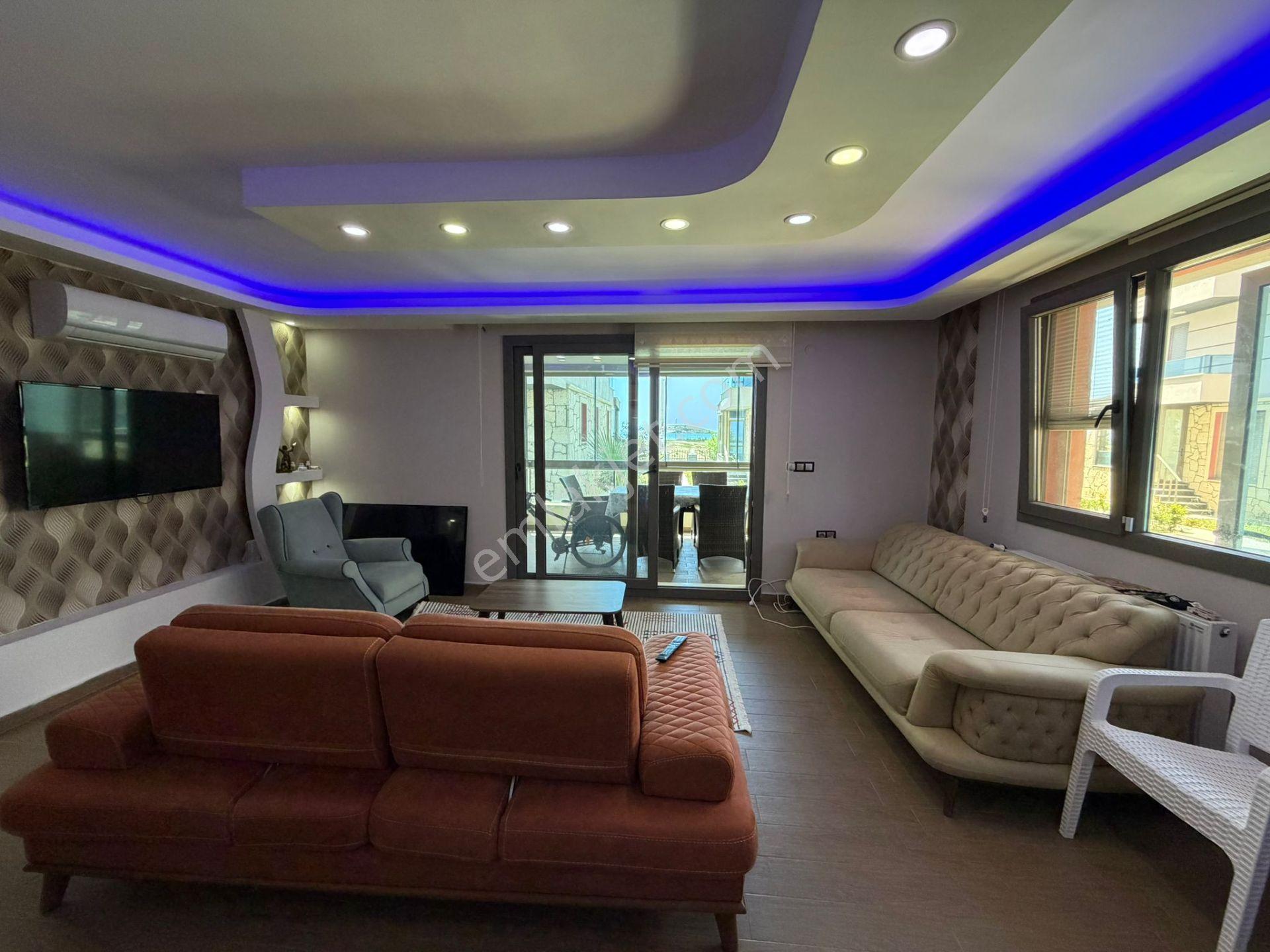 İzmir Gümüldür'de Denize Sıfır Site İçerisinde | Satılık Villa - Görsel 4