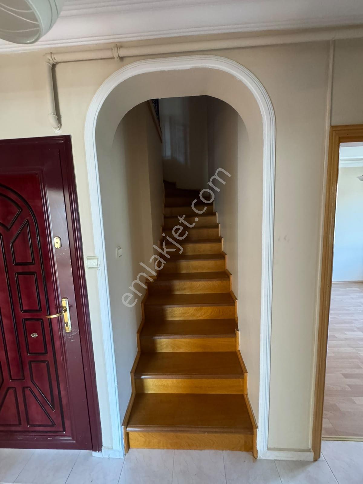 Bahçelievler'de Masrafsız, Kullanışlı 3+1 Dubleks Kiralık Daire - Görsel 22
