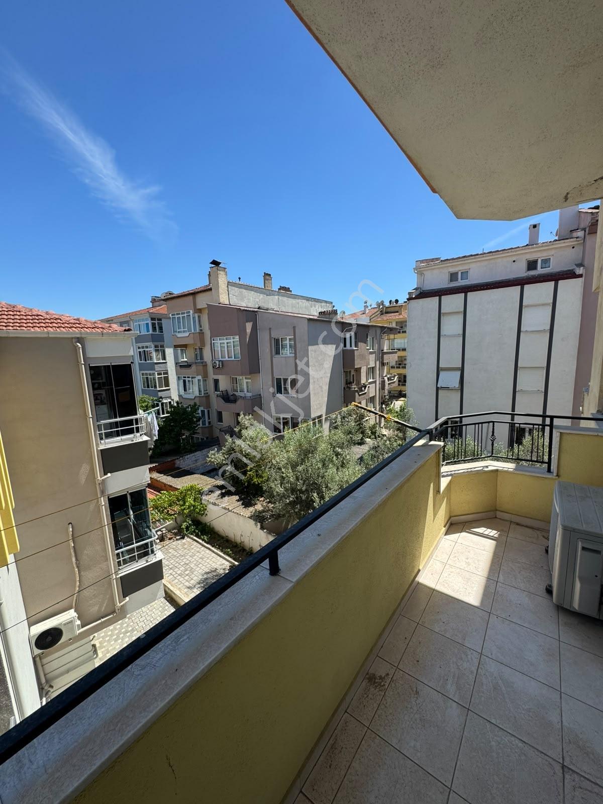 Bahçelievler'de Masrafsız, Kullanışlı 3+1 Dubleks Kiralık Daire - Görsel 16