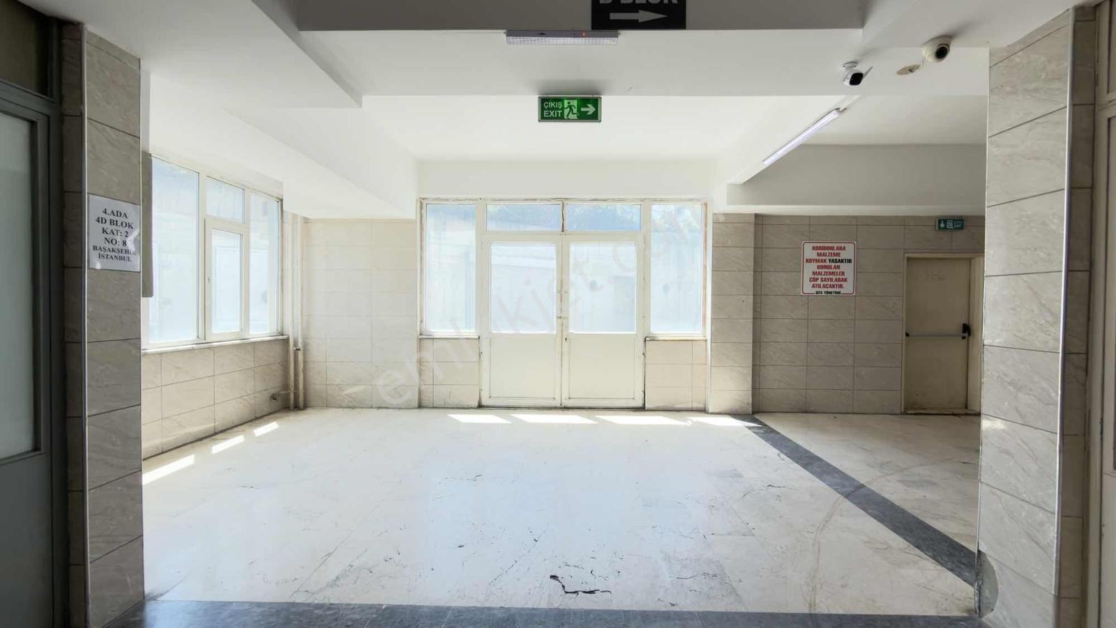 İkitelli Osb Giyim Sanatkarlar Sitesi 600m2 Satılık İş Yeri - Görsel 5