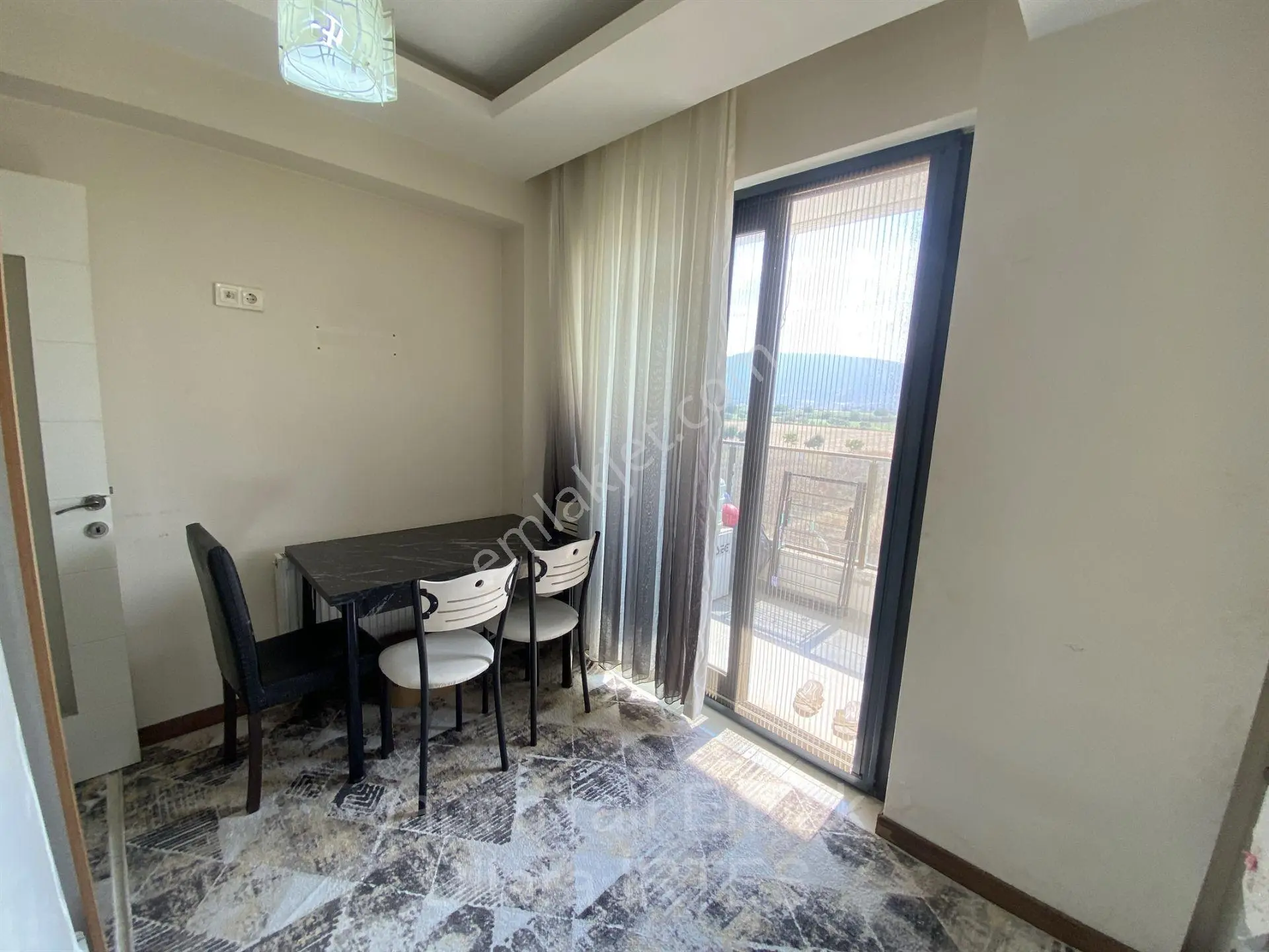 Torbalıda Havuzlu Site İçerisinde Lüks 2+1 Satılık Daire - Görsel 12