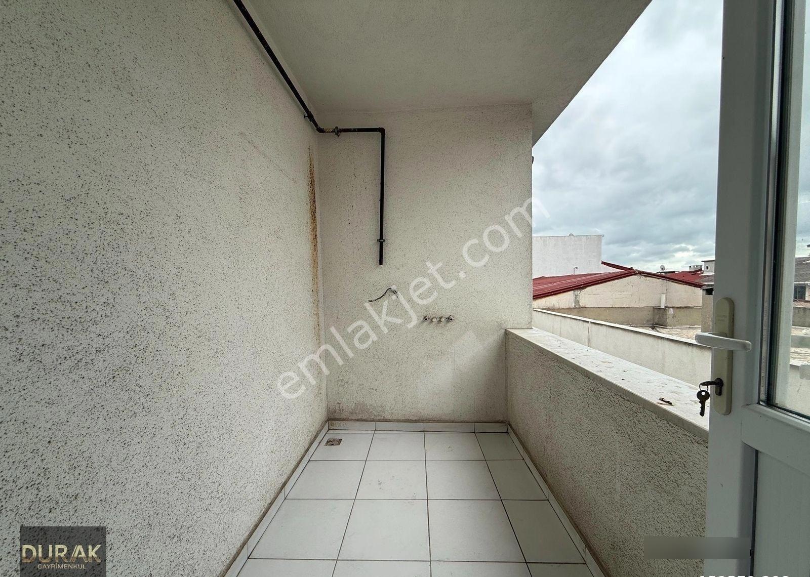 Yunus Emre Mah'de Sıfır 2+1 100 M² Balkonlu İskanlı Arakat Daire - Görsel 4