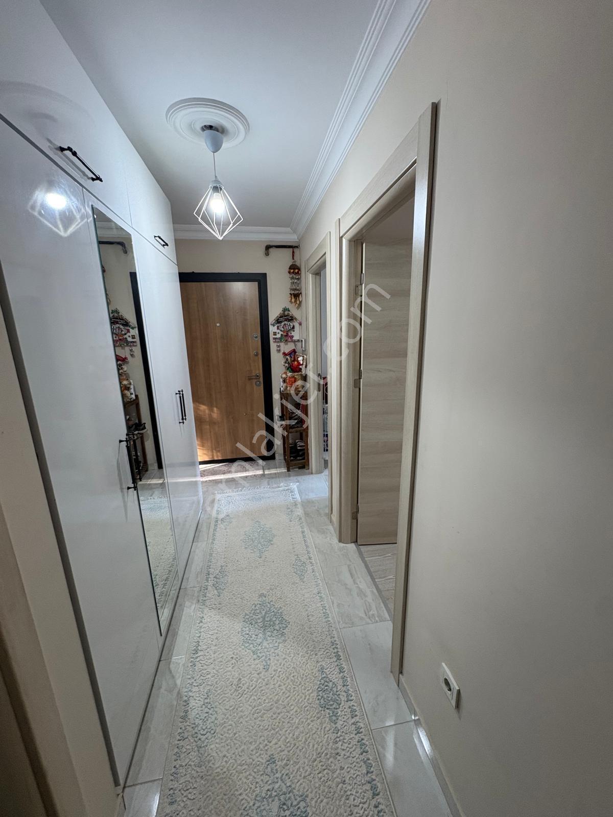 Çamçeşme Mah'de E-5e Yakın Merkezi Konuma Geniş 2+1 Daire - Görsel 19