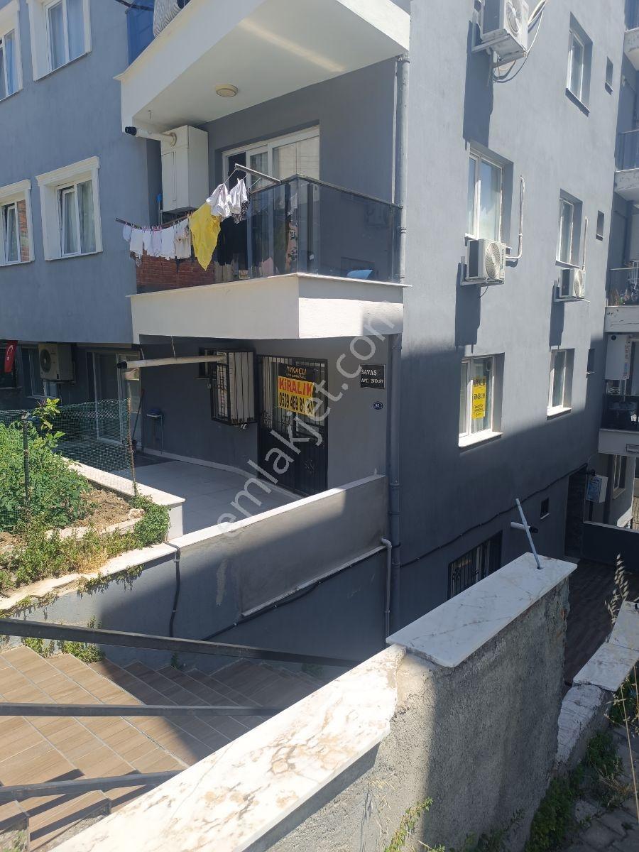 Buca Kuruçeşmede 1+1 Eşyalı-bahçeli Kiralık Daire