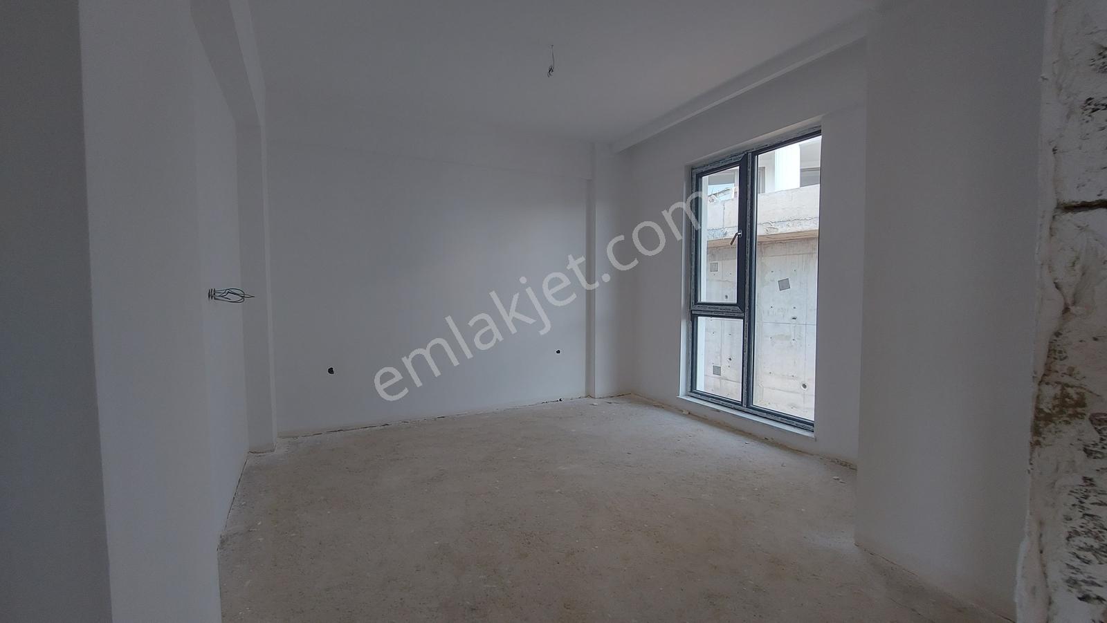 Başiskele Damlar Satılık Site İçi Müstakil Havuzlu 5+2 Villa - Görsel 2