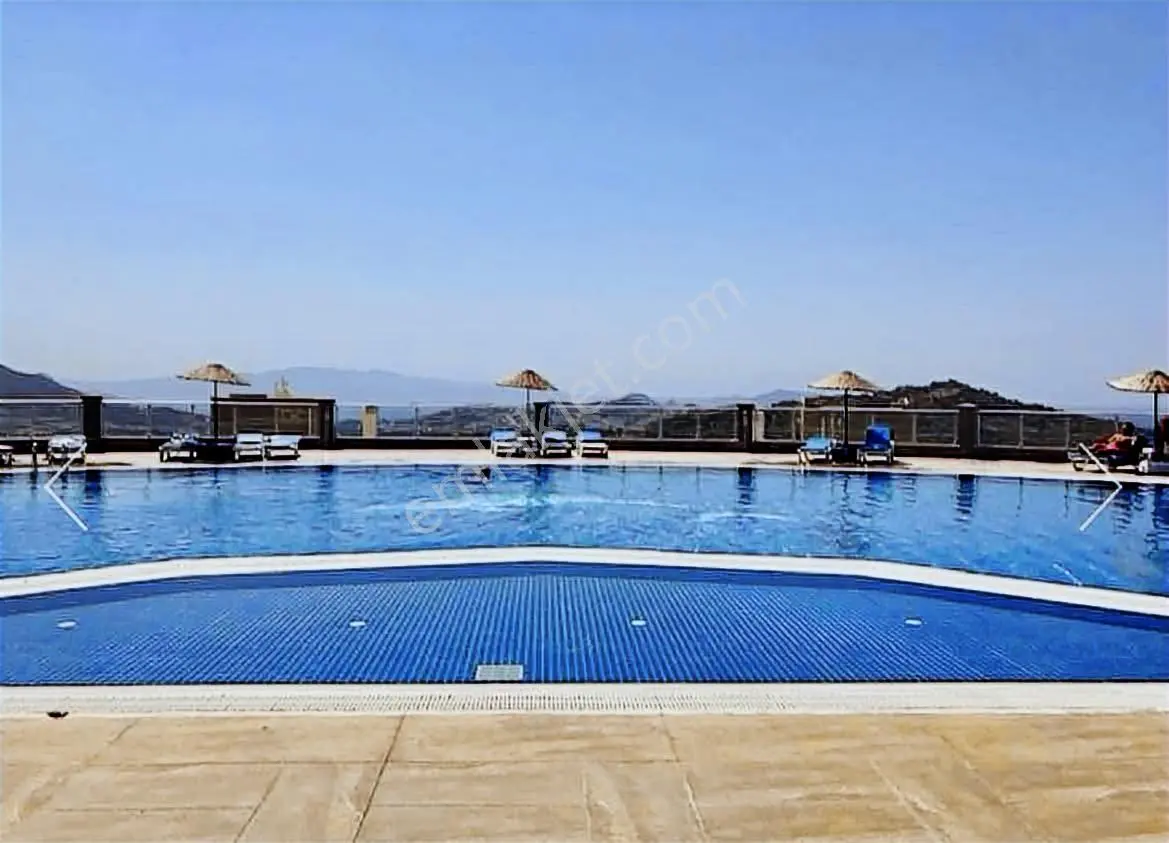 Bodrum Gümüşlük Yeni Dekore Edilmiş Geniş Bahçekatı - Görsel 23
