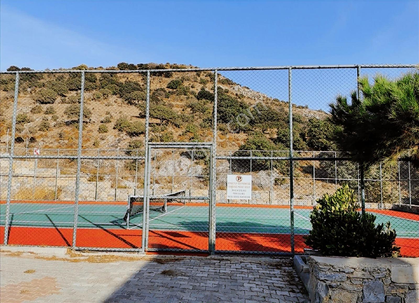 Bodrum Gümüşlük Yeni Dekore Edilmiş Geniş Bahçekatı - Görsel 35