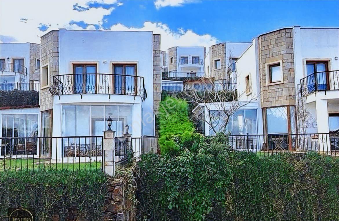 Bodrum Gümüşlük Yalıkavak Geniş Bahçeli Havuz Projeli Köşe Villa - Görsel 11