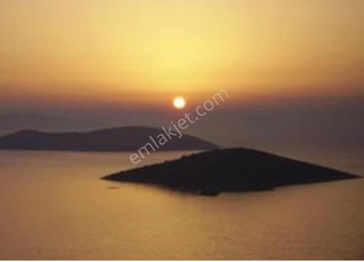 Bodrum Gümüşlük Yalıkavak Manzaralı Geniş Bahçeli Köşe Villa - Görsel 23