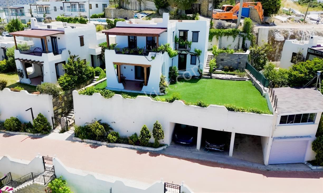 Gümüşlük Yalıkavak Yunan Adaları Manzaralı Geniş Bahçeli Villa - Görsel 2