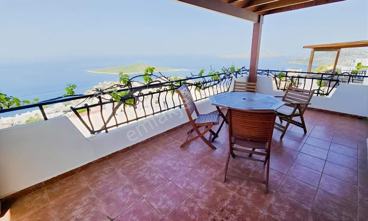 Gümüşlük Yalıkavak Yunan Adaları Manzaralı Geniş Bahçeli Villa - Görsel 3