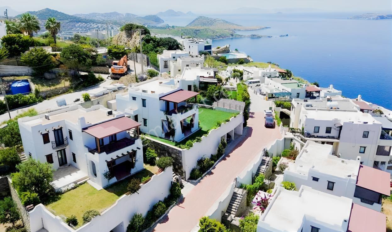 Gümüşlük Yalıkavak Yunan Adaları Manzaralı Geniş Bahçeli Villa - Görsel 12