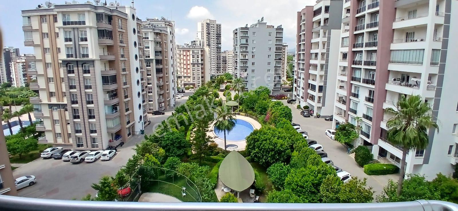 Turyap Sistem'den Çiftlikköy'de Aurocity Sitesi'nde Lux 2+1 140m
