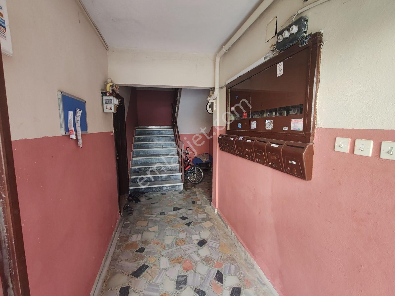 Bahçelievlerde Fatih Caddesine Yakın 2+1 Eşyalı Kiralık Daire - Görsel 4