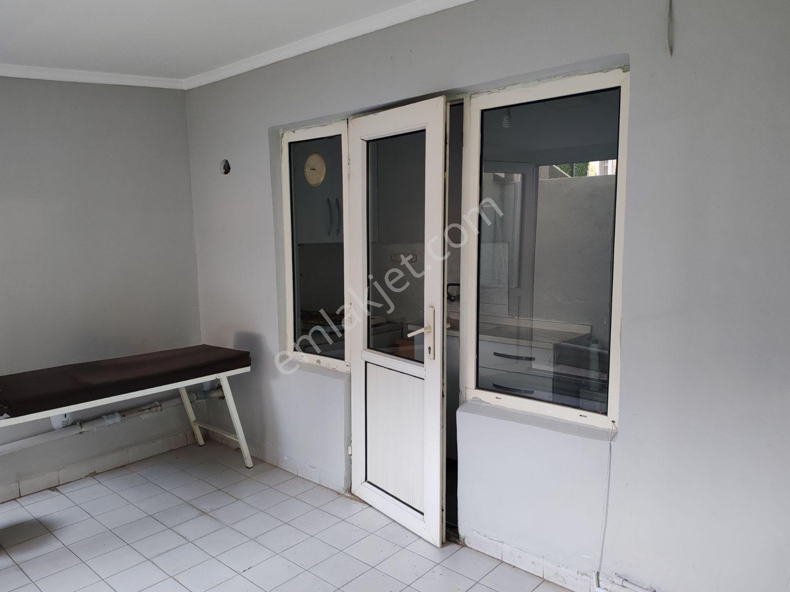 Yalova Merkezde, Fatih Caddesi Üzerinde Kiralık Ofis - Görsel 8