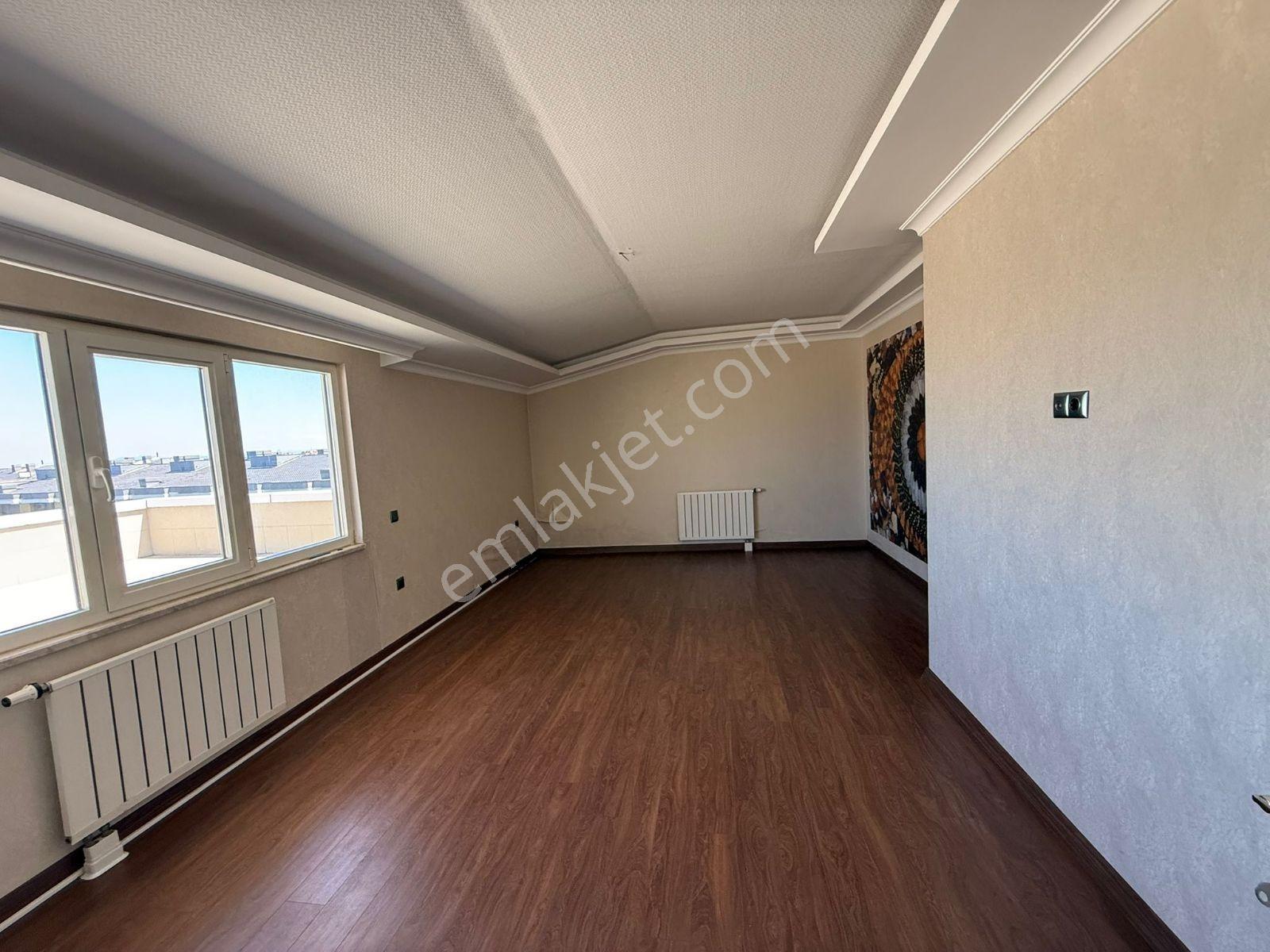 Yalovanın En Prestijli Sitesinde Eşsiz Deniz Manzaralı 4+1 Lüks - Görsel 24