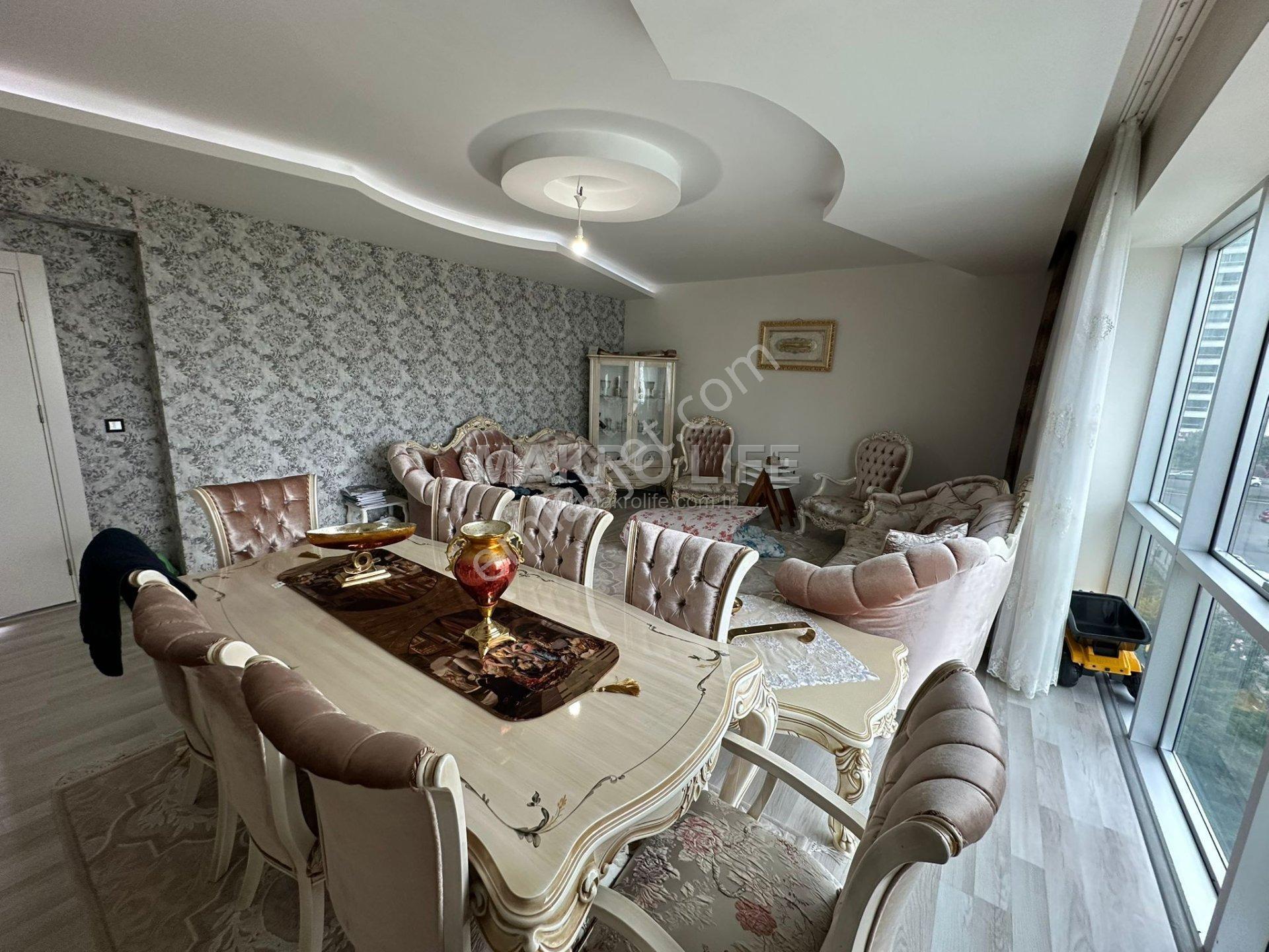 50 Metre Cadde Üzeri 4+1 Lüks Satılık Daire