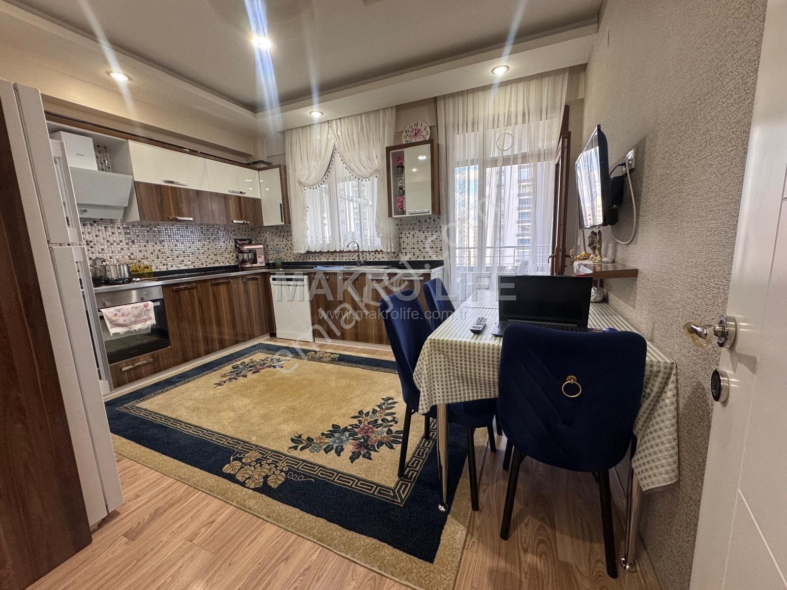 Makro Life Gayrimenkul'den Anemon Otel Yanında Pırıl Pırıl 4+1 Satılık Daire - Görsel 6
