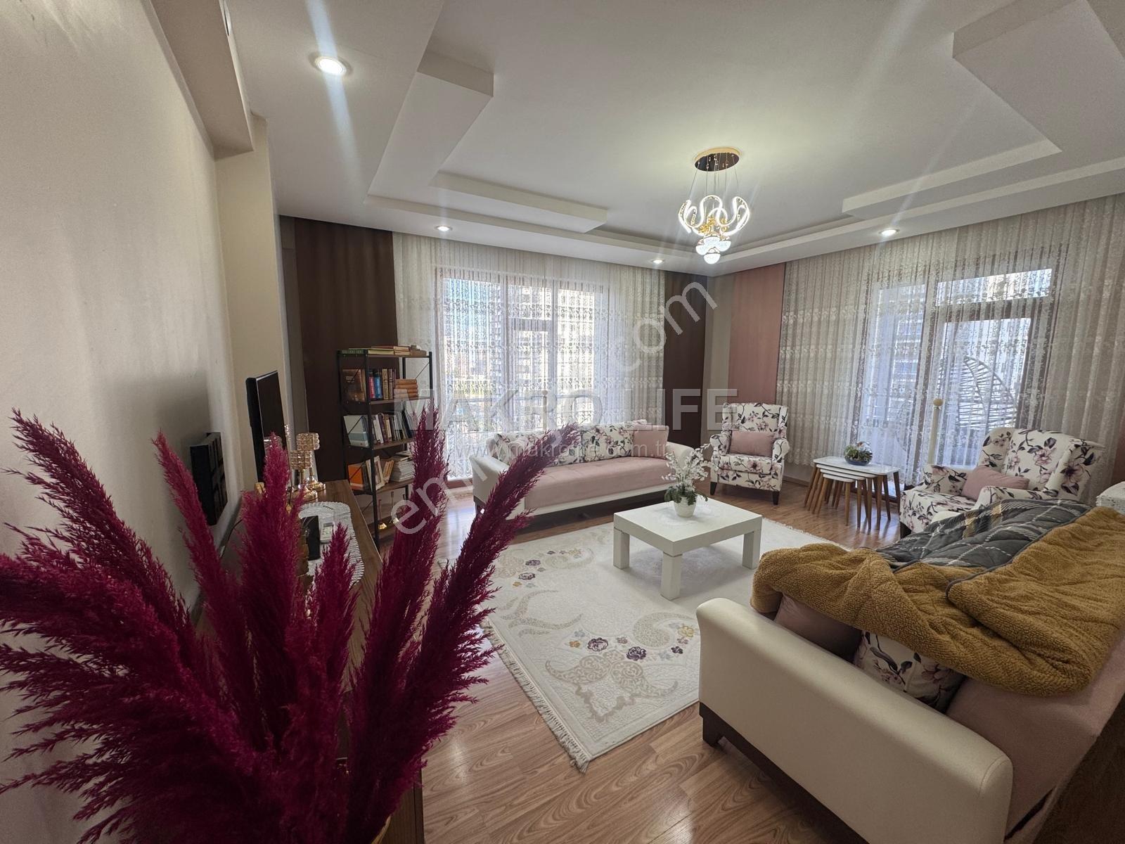 Makro Life Gayrimenkul'den Anemon Otel Yanında Pırıl Pırıl 4+1 Satılık Daire - Görsel 10