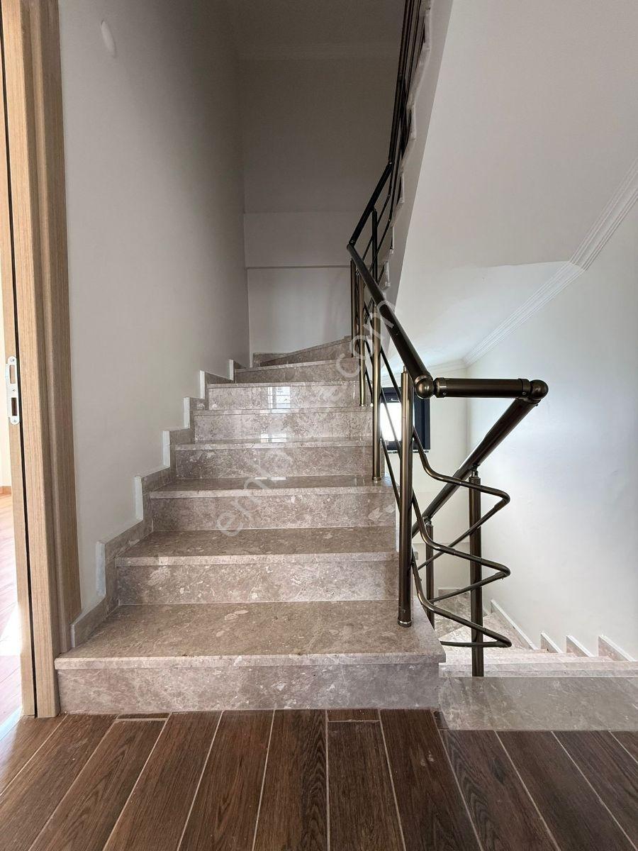 Kaytazderede Sahile Yürüme Mesafesinde 5+1 Satılık Villa - Görsel 24