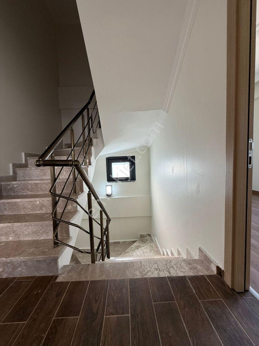 Kaytazderede Sahile Yürüme Mesafesinde 5+1 Satılık Villa - Görsel 32