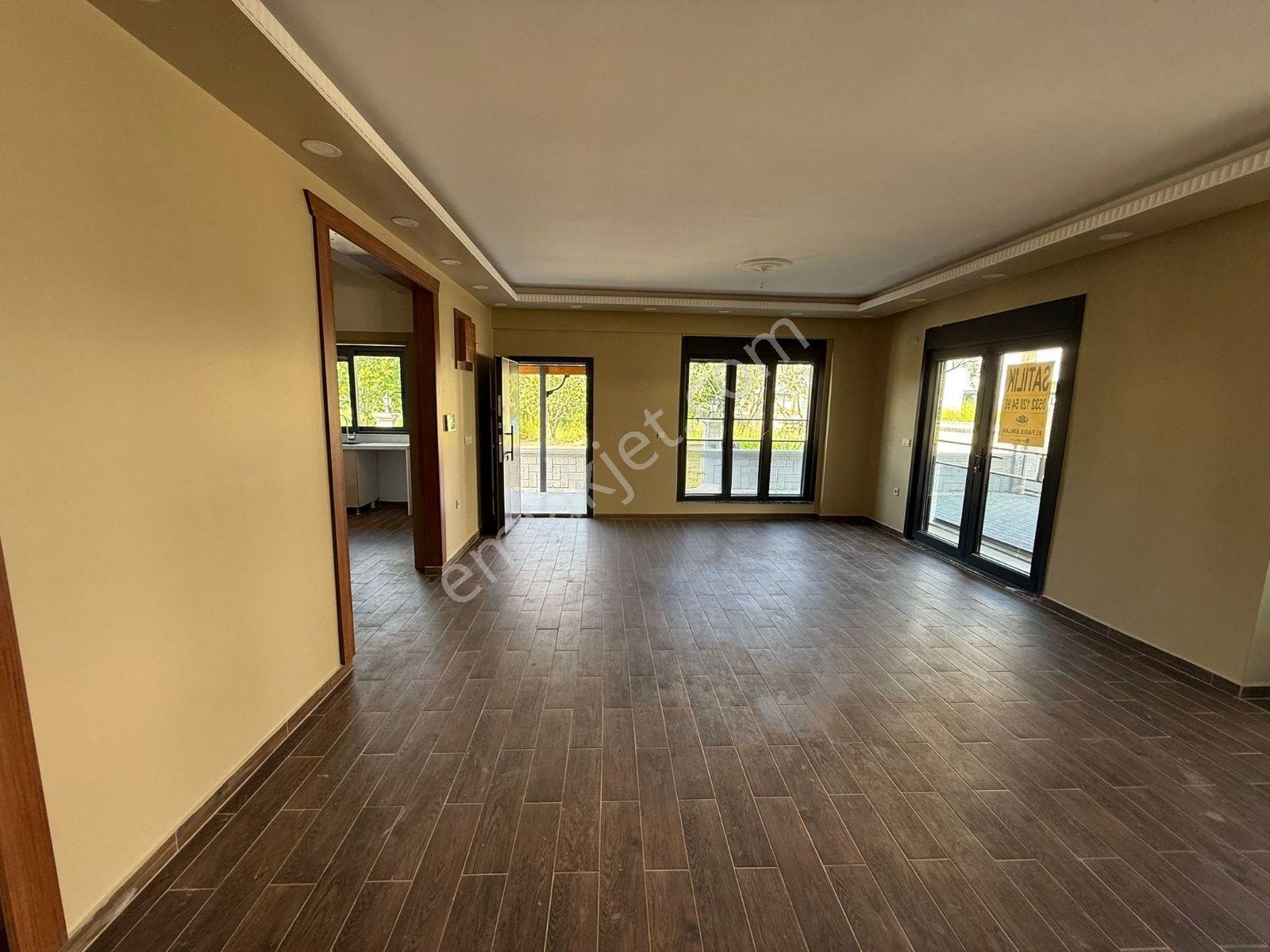 Kaytazderede Sahile Yürüme Mesafesinde 5+1 Satılık Villa - Görsel 11