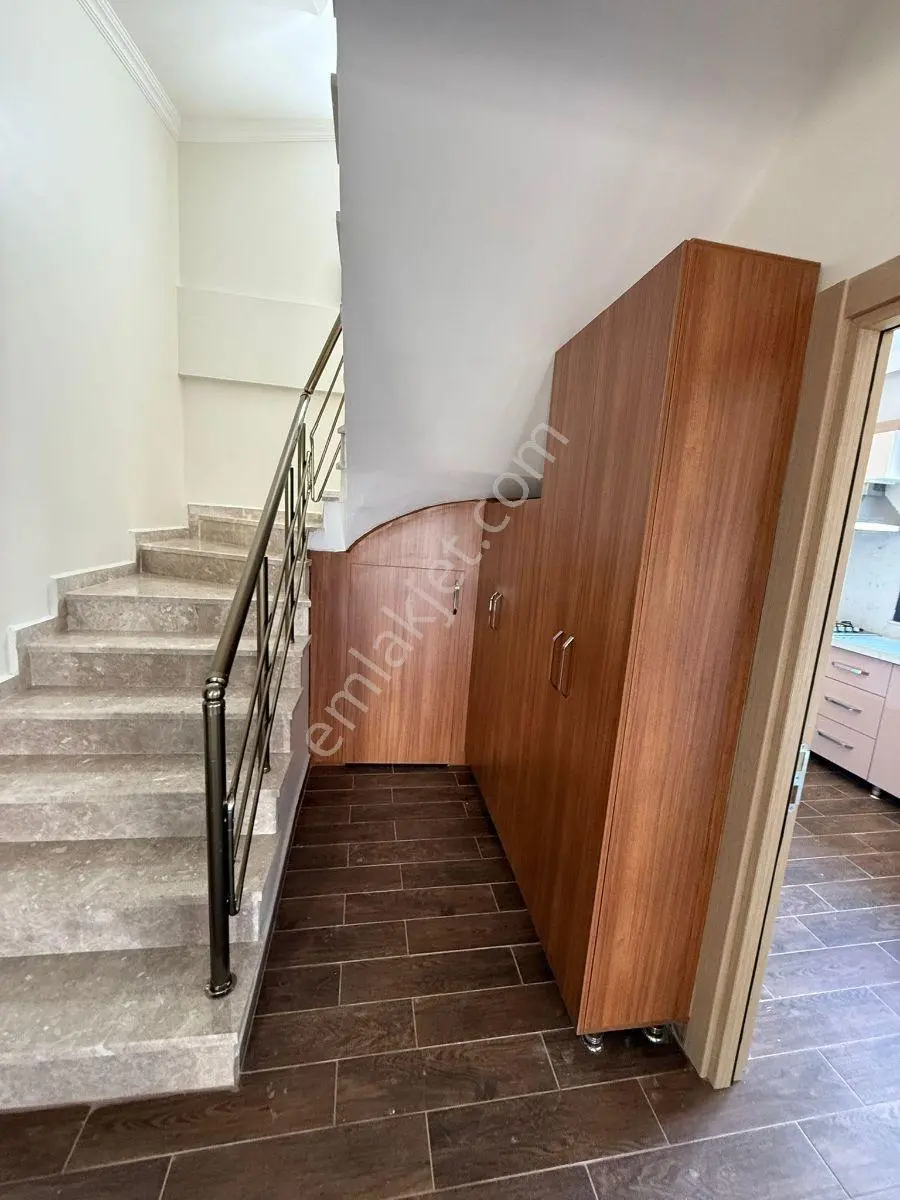 Kaytazderede Sahile Yürüme Mesafesinde 5+1 Satılık Villa - Görsel 4