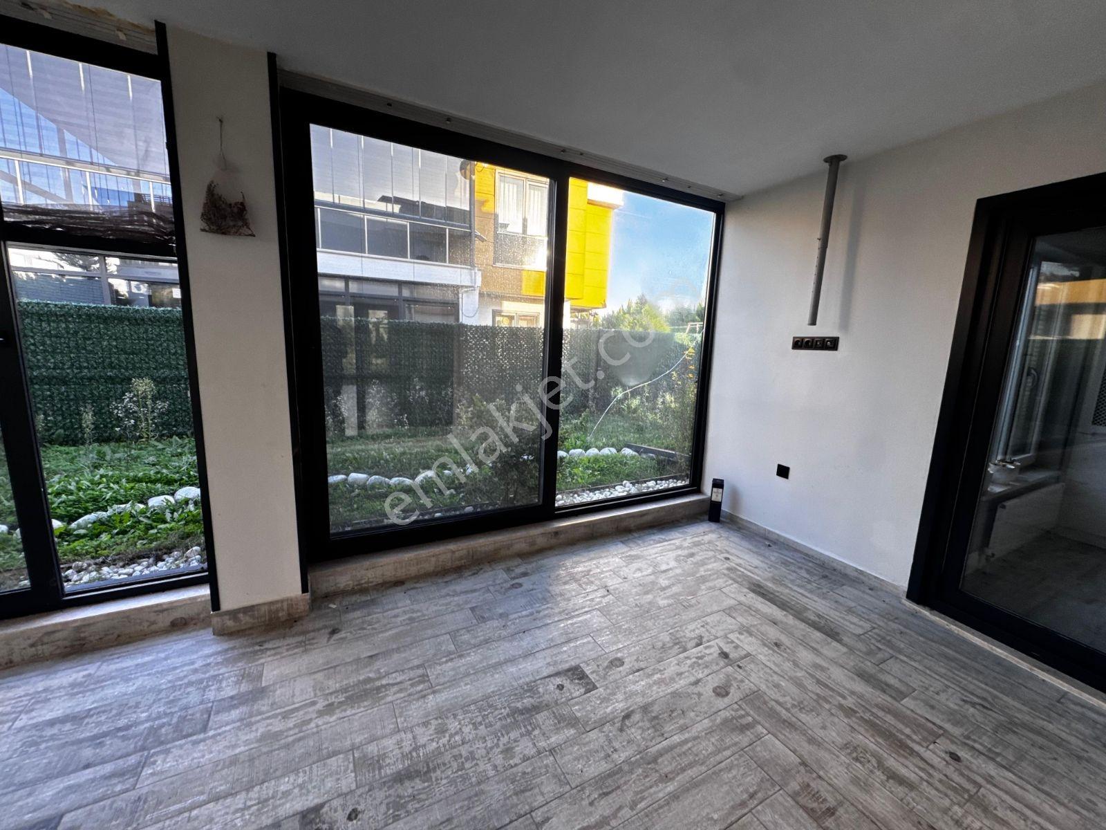 Çerkezköy'ün En Prestijli Sitelerinden Birinde Kiralık 3+1 Villa - Görsel 24
