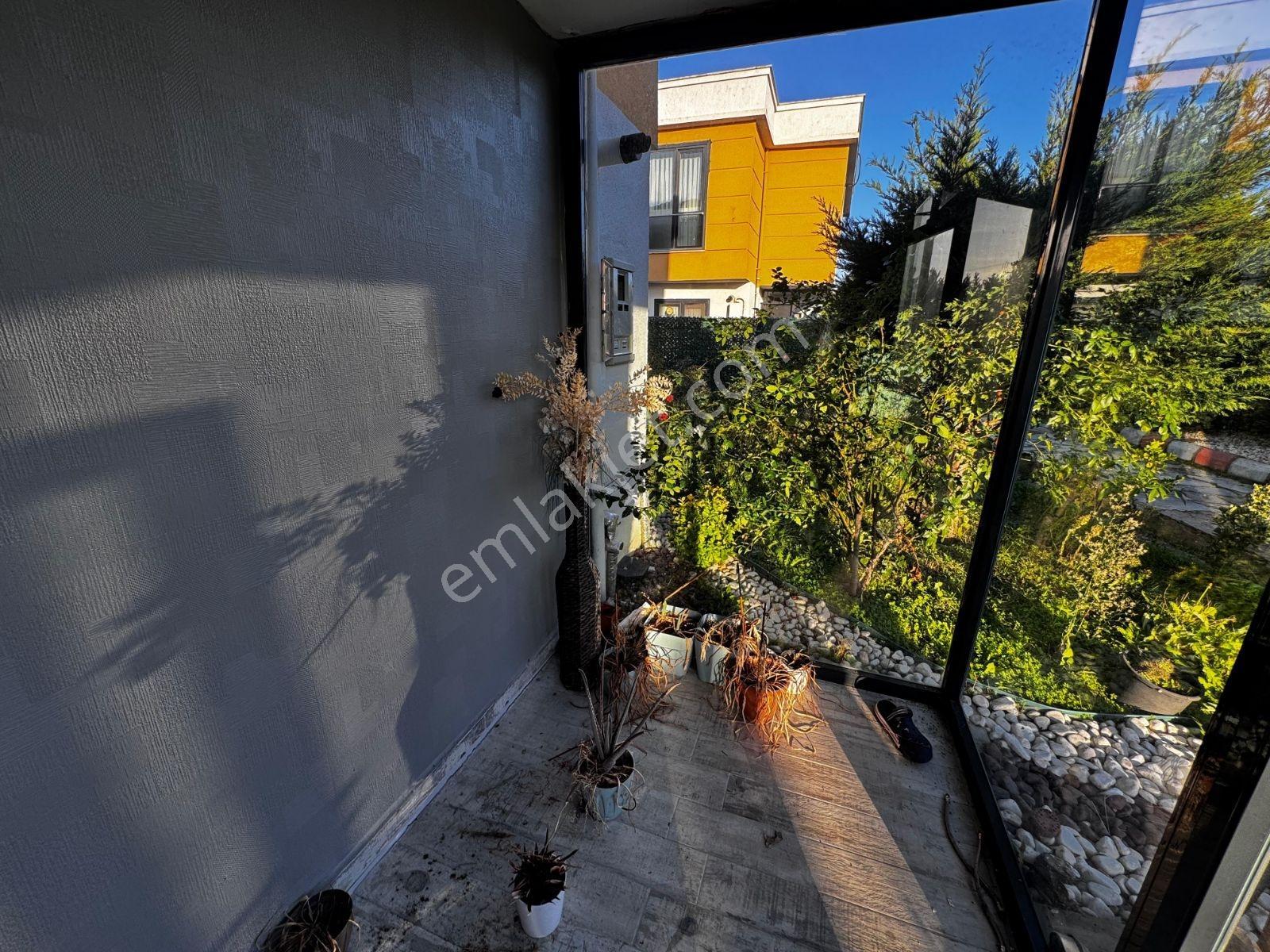 Çerkezköy'ün En Prestijli Sitelerinden Birinde Kiralık 3+1 Villa - Görsel 13